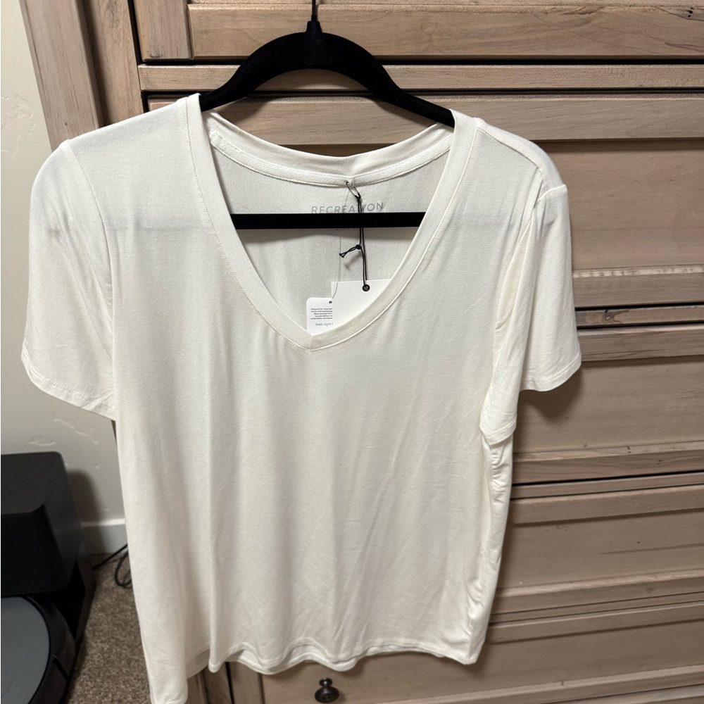 Thread & Supply White Short Sleeve Relaxed T-Shirt